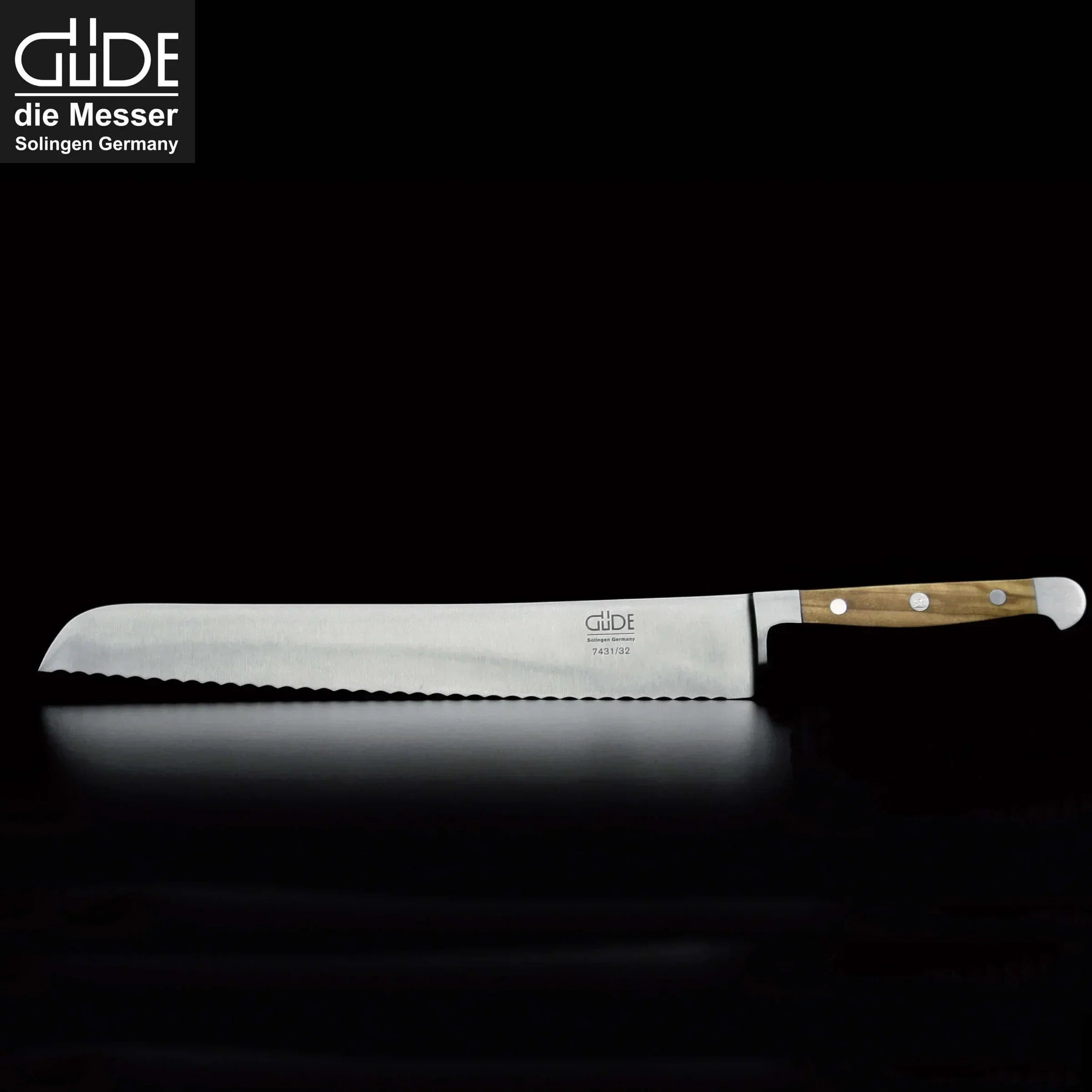 Lets talk about bread knife with serrated blade and wooden handle against a dark background.