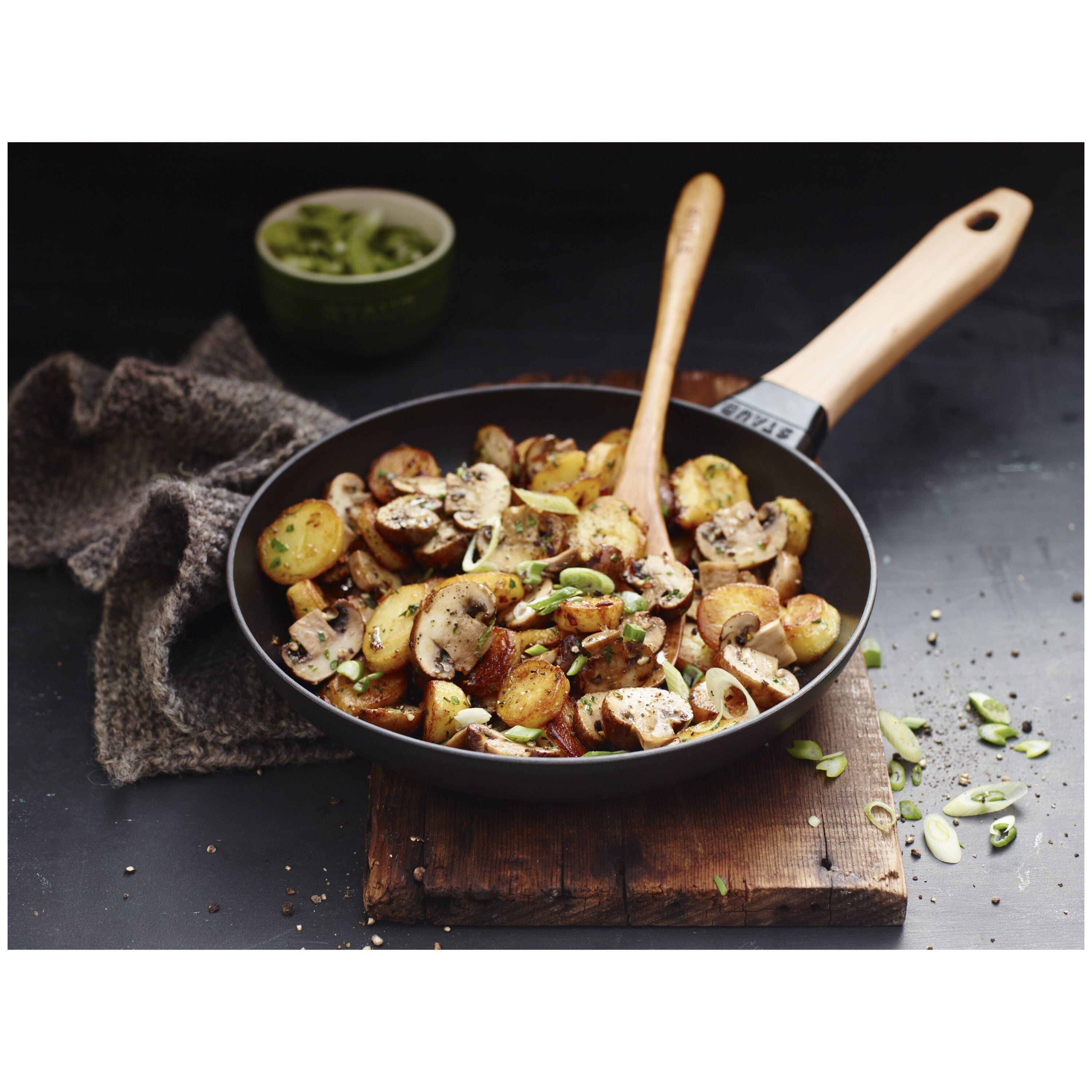 STAUB Pans 24 cm / 9.5 inch Cast Iron Frying Pan With Wooden Handle, Black-1