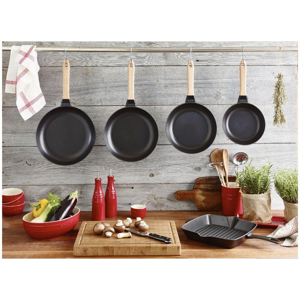 STAUB Pans 24 cm / 9.5 inch Cast Iron Frying Pan With Wooden Handle, Black
