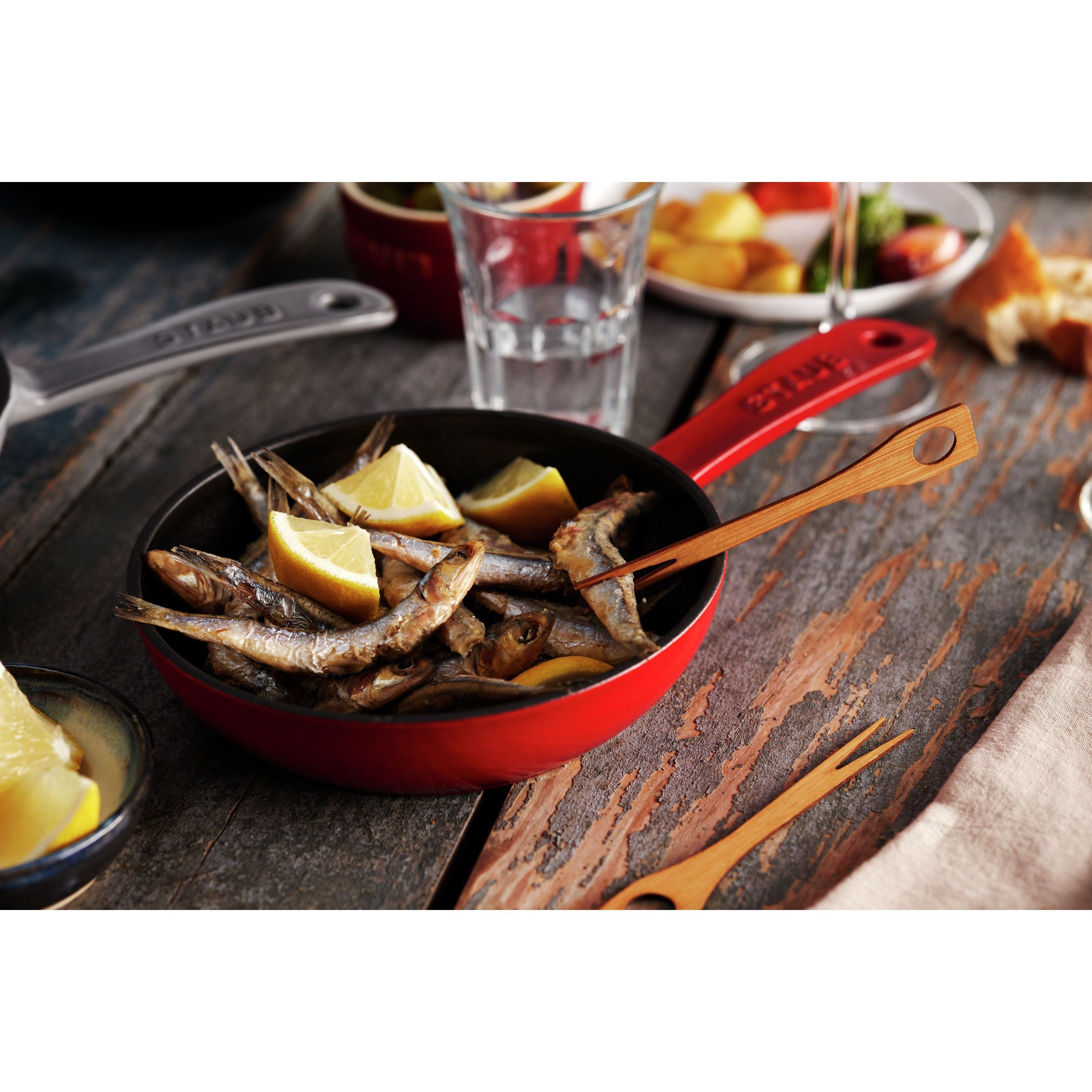 STAUB Pans 16 cm / 6.5 inch Cast Iron Frying Pan, Cherry-3