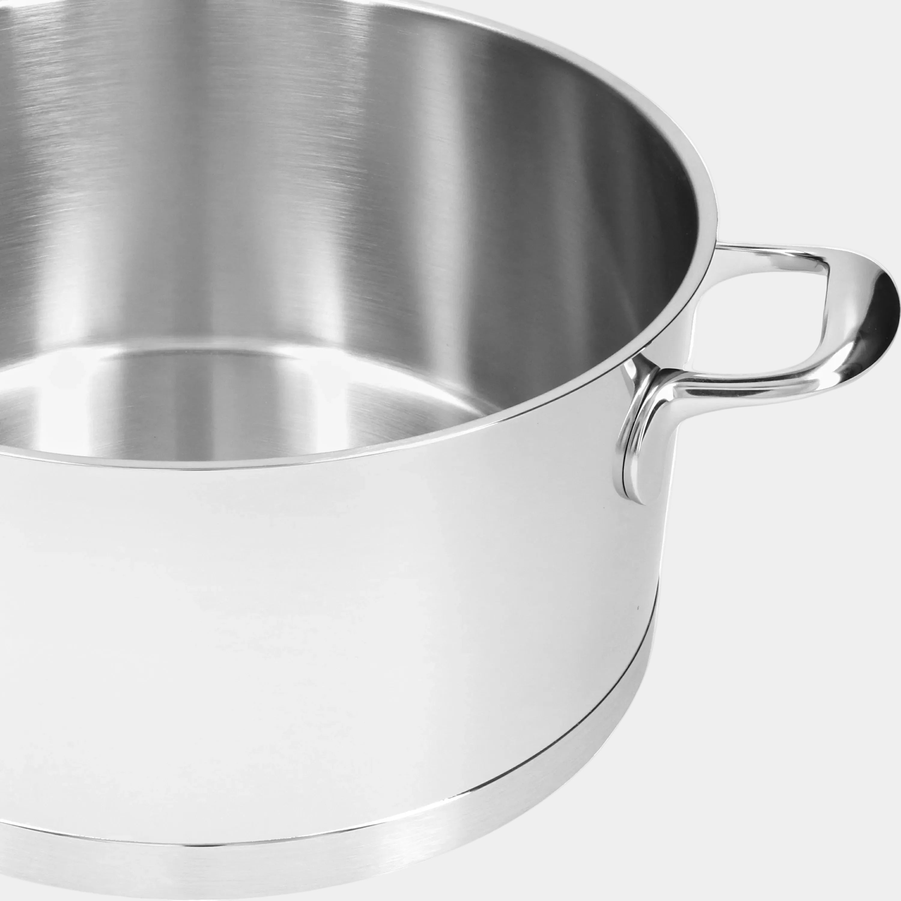 DEMEYERE Atlantis 7 8.4 L 18/10 Stainless Steel Stew Pot With Lid