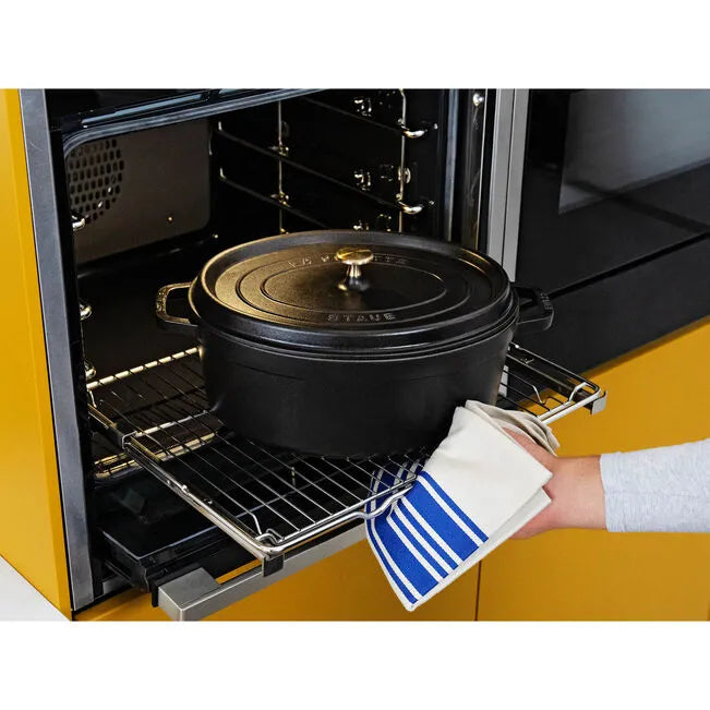 STAUB La Cocotte 6.75 L Cast Iron Oval Cocotte, Black