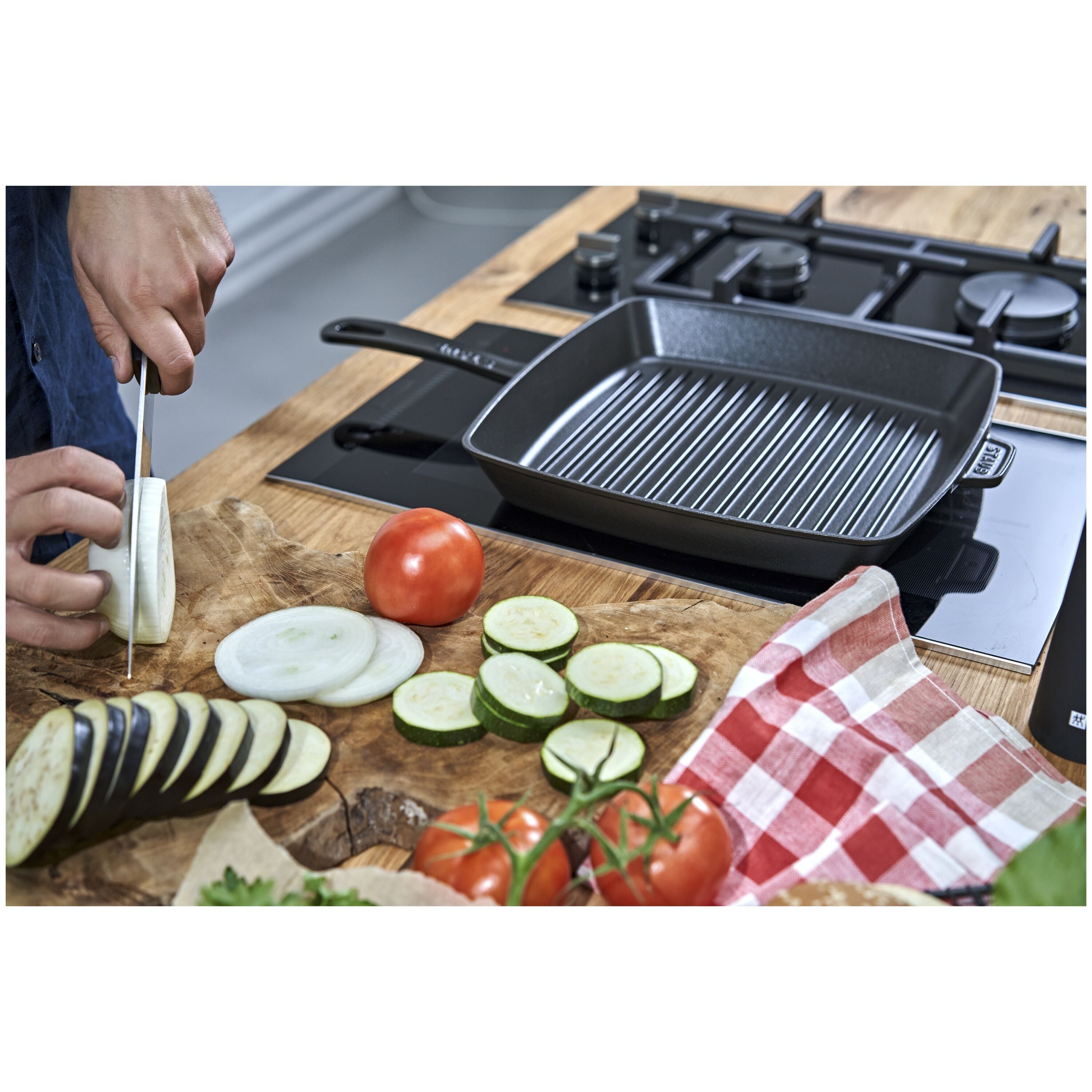 STAUB Grill Pans 30 cm Cast Iron Square American Grill, Black-3