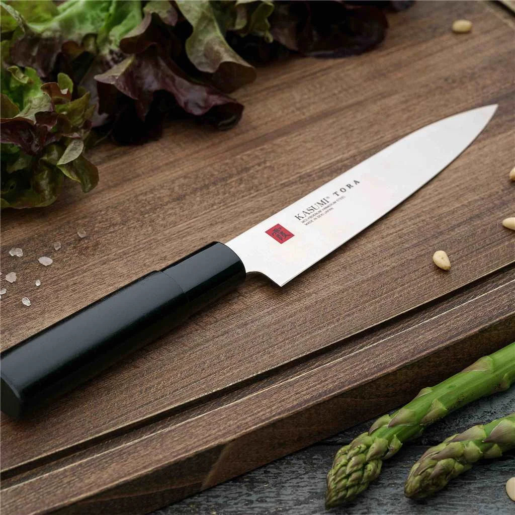 Kasumi Tora Utility Knife 15cm / 5.9" - Magnolia Wood Handle, Made in Japan