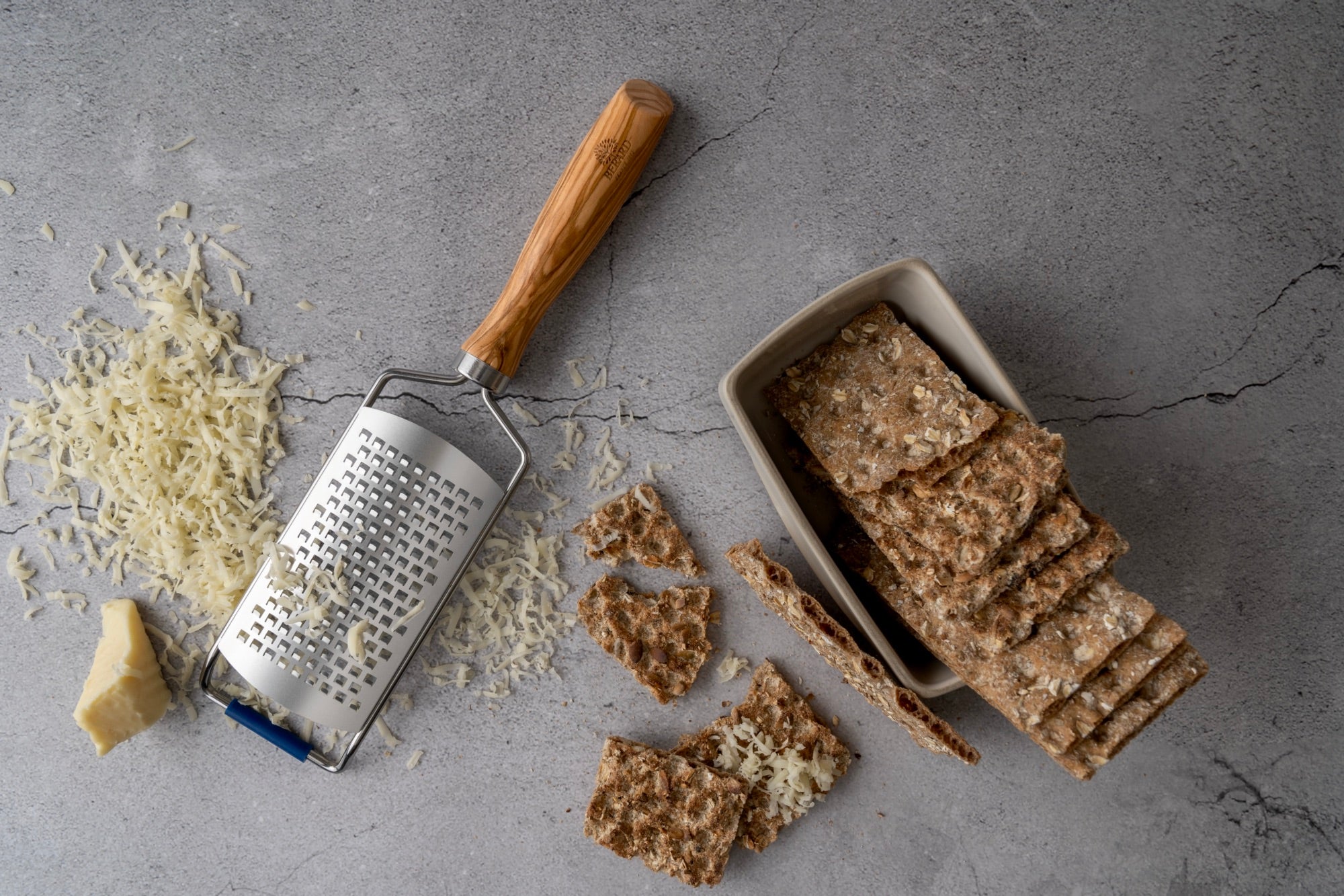 Berard Olivewood Handle Zester Grater 34.5 x 16 x 1.3 cm