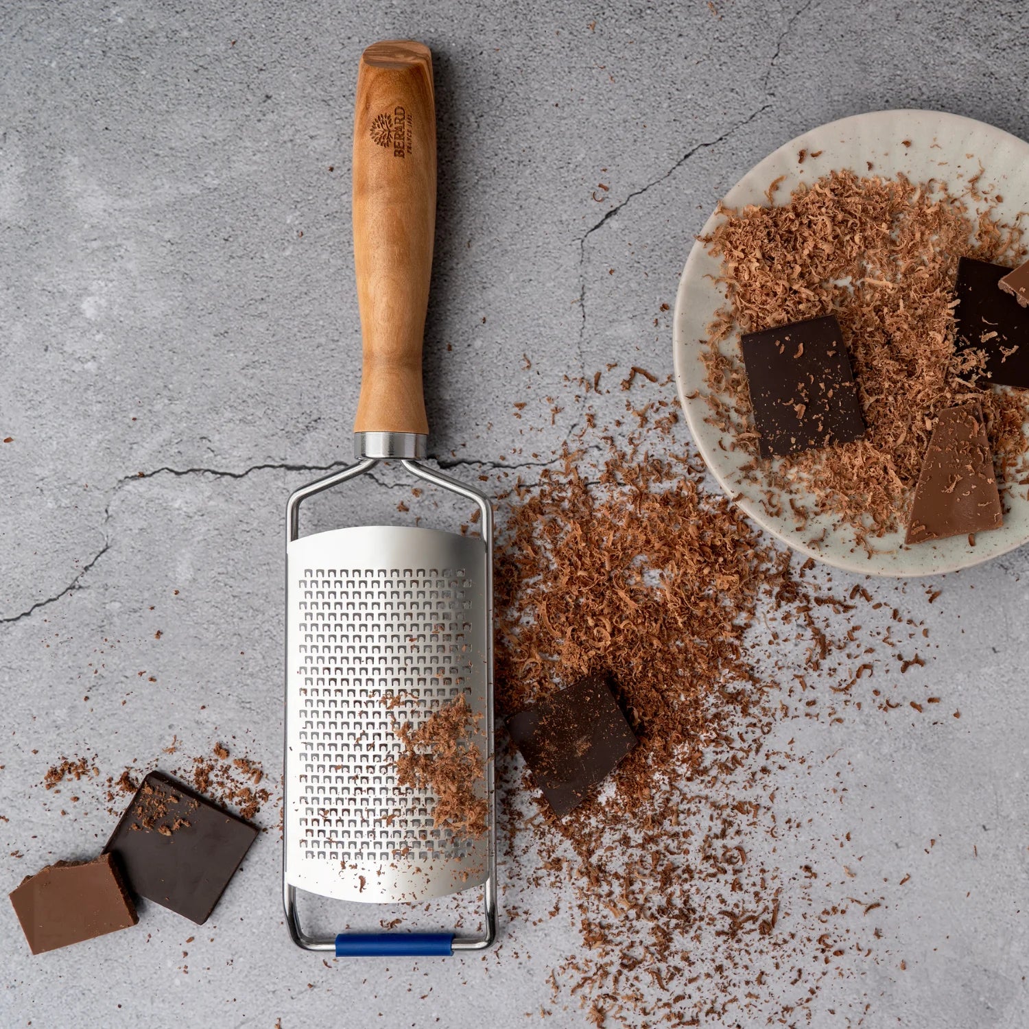 BERARD Coarse Cheese Grater — Olivewood Handle, Made in France