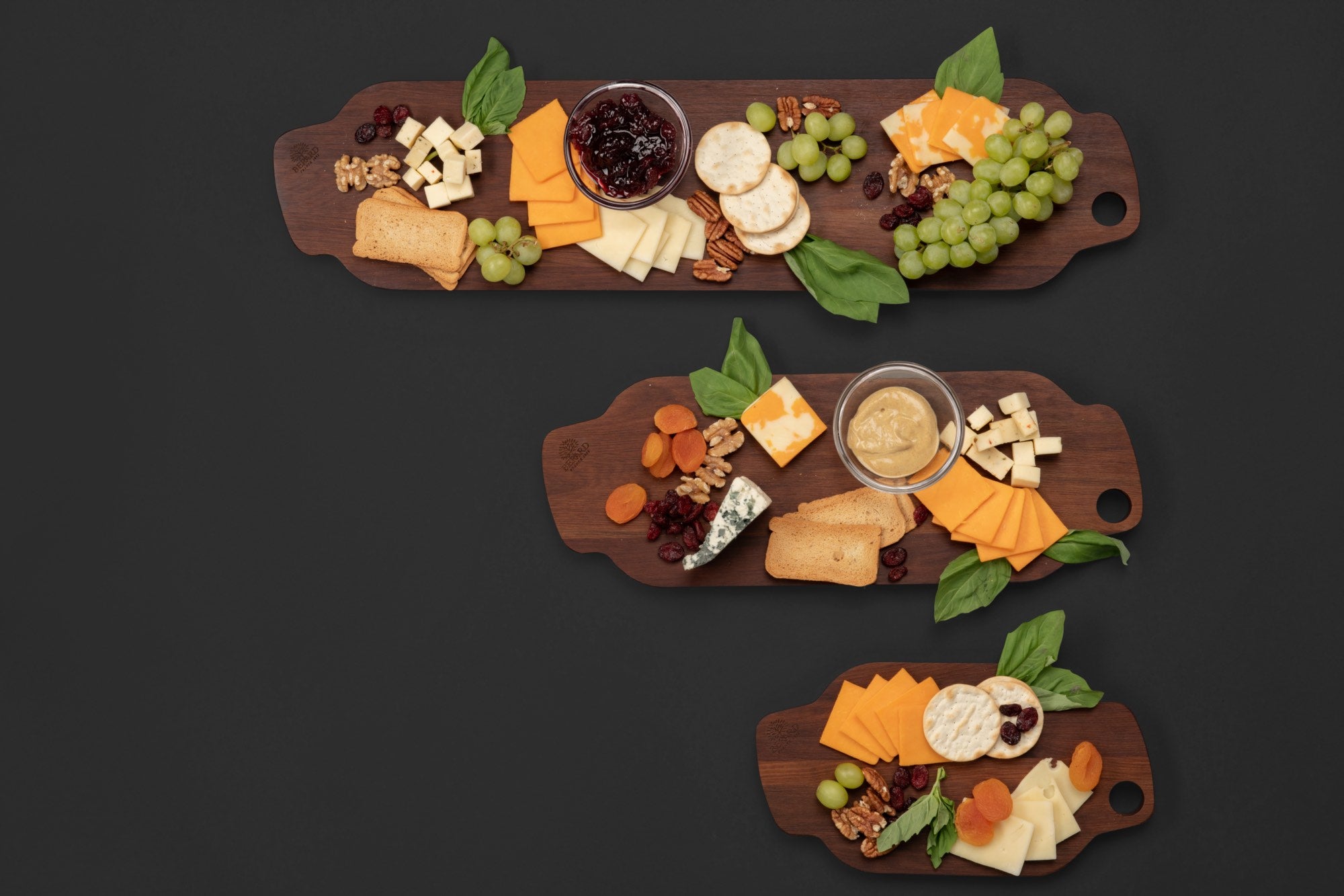 Berard Walnut Wood Large Cutting Board (49x21cm / 3x2.4cm)