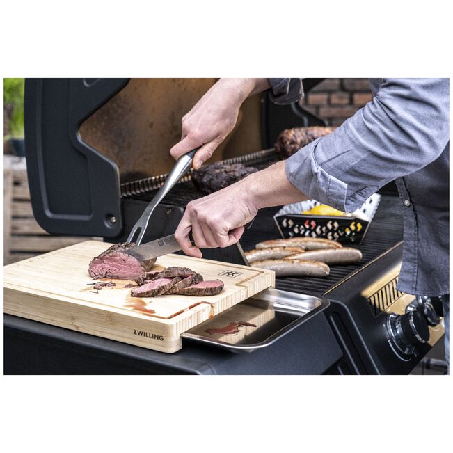 Zwilling BBQ+ Cutting Board with Stainless‑Steel Tray – FSC Bamboo, Groove & Non‑Slip Feet