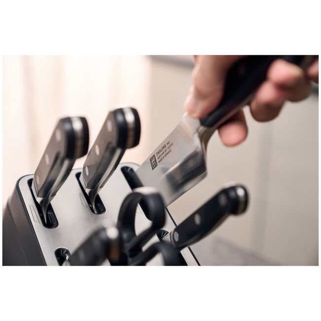 ZWILLING Pro 7-Piece Self-Sharpening Knife Block Set – Anthracite
