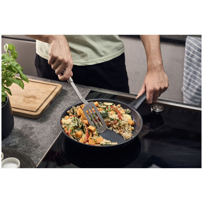 ZWILLING Madura Plus Frying Pan, 20 cm / 8 inch, Aluminum, Titanium-Reinforced Ceramic Non-Stick Coating