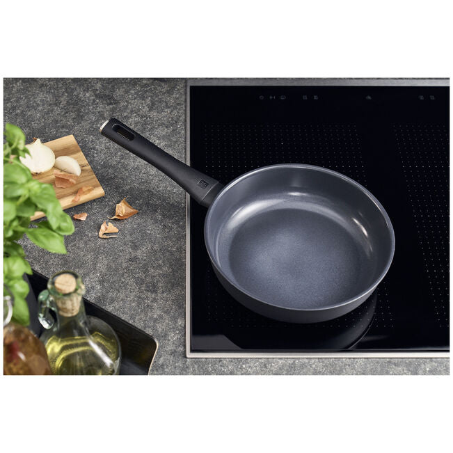 ZWILLING Madura Plus Saute Pan, 24 cm, Aluminum, Titanium-Reinforced Ceramic Non-Stick Coating