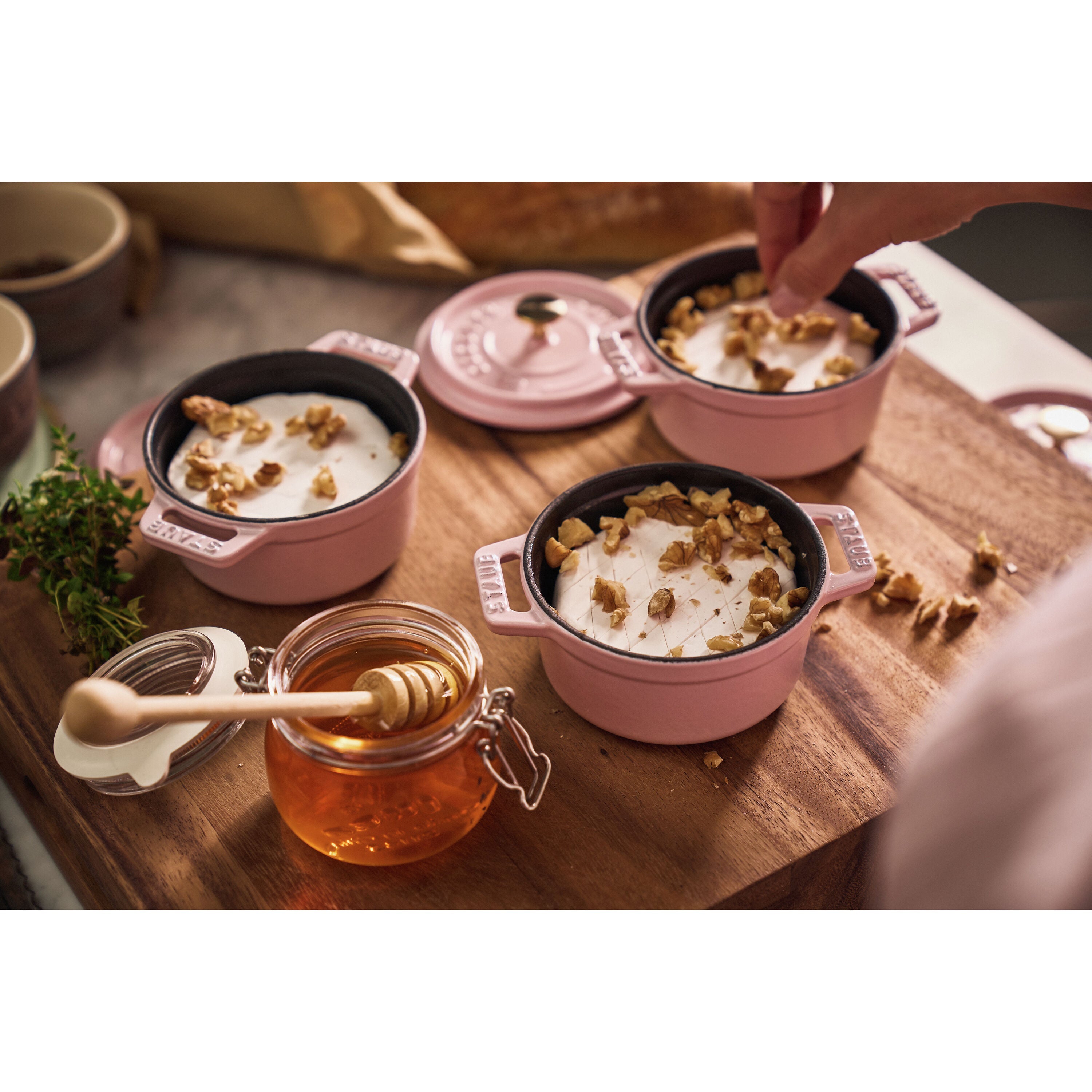 STAUB La Cocotte 250 ml Cast Iron Round Mini Cocotte, Sorbet Rose