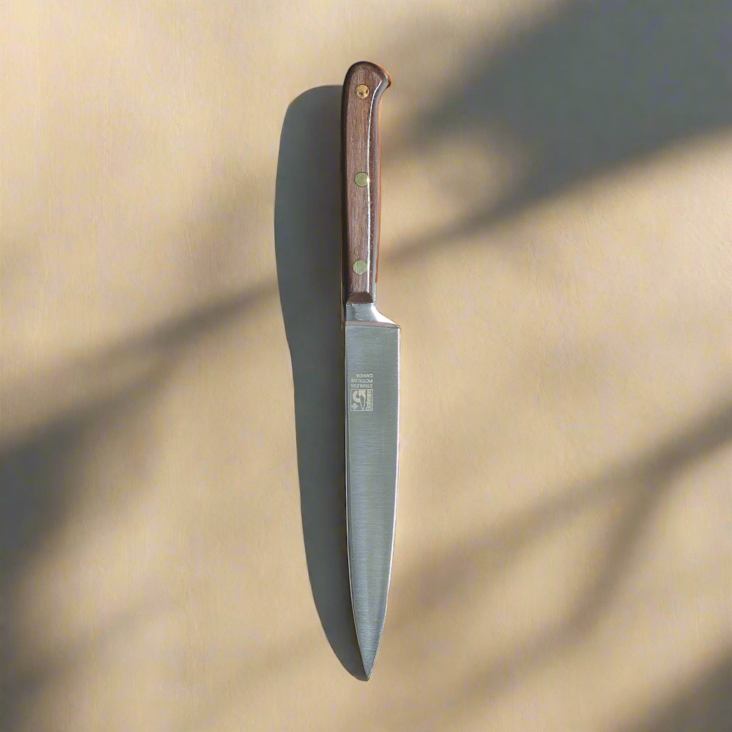 Couteau de cuisine robuste forgé Grohmann, 6 po, avec manche en bois de rose