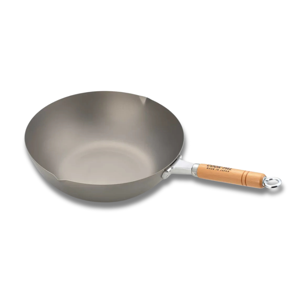 Silver YOSHIKAWA COOK-PAL Titanium Wok with a wooden handle on a white background
