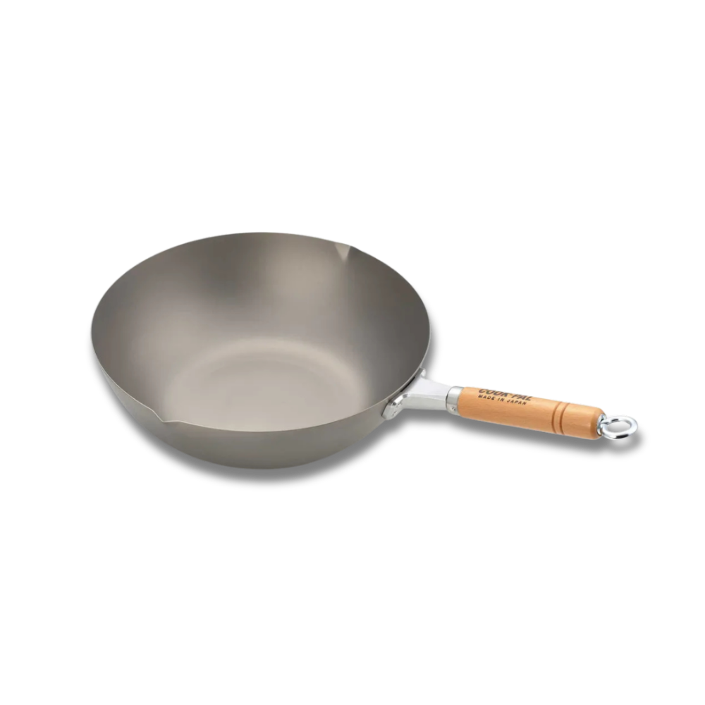 Silver YOSHIKAWA COOK-PAL Titanium Wok with a wooden handle on a white background
