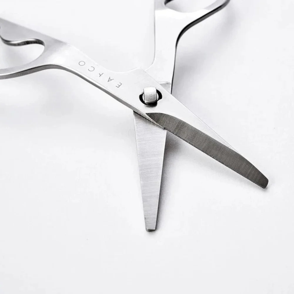 EAtoCO Cutlery Hasami Table Scissors with ergonomic handles and angled design for cutting food, made in Japan.