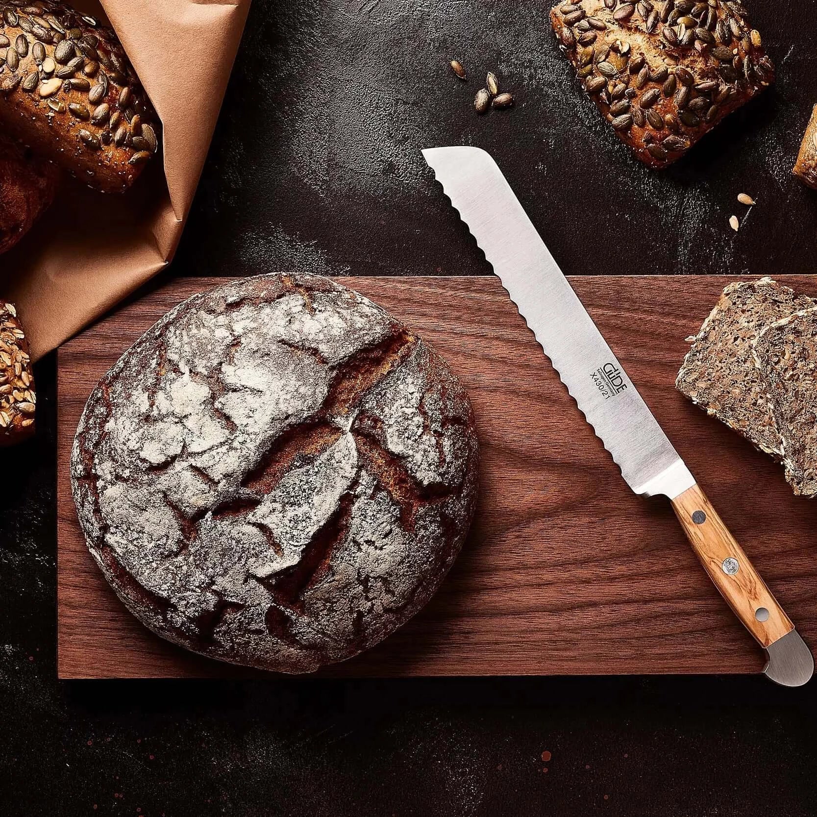 ALPHA OLIVE | Bread Knife 8" | Forged steel / Olive Wood Handle