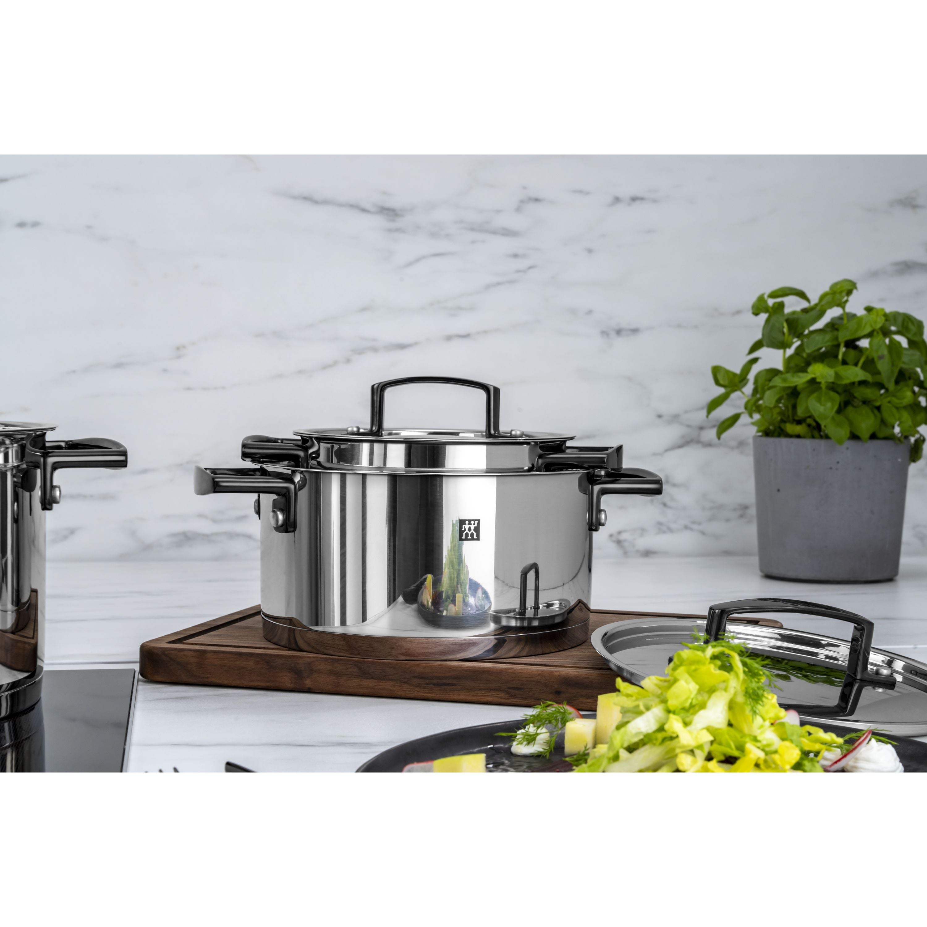 Zwilling Cookware & Kitchen Tools