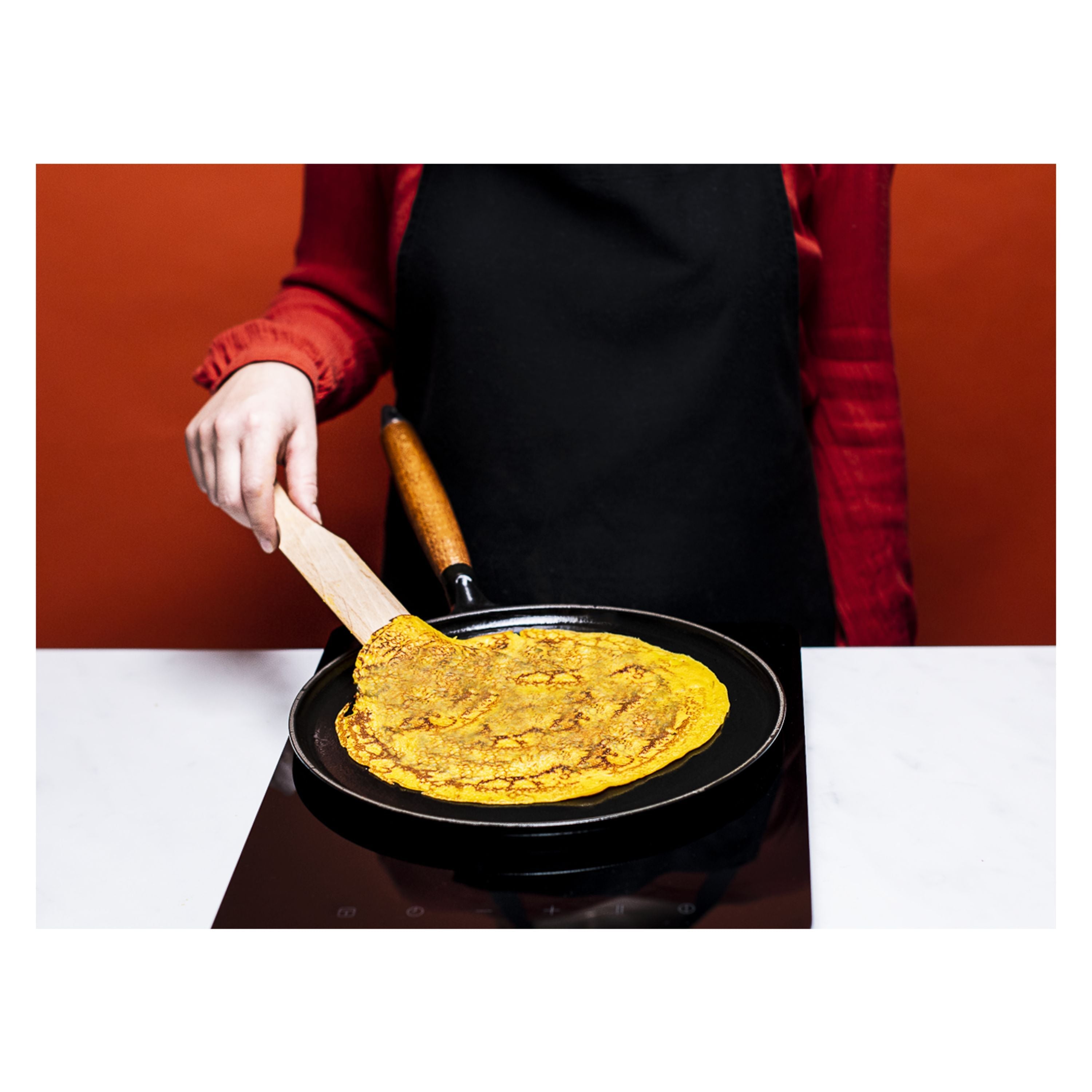 STAUB Pans 28 cm Cast Iron Pancake Pan With Wooden Handle-2