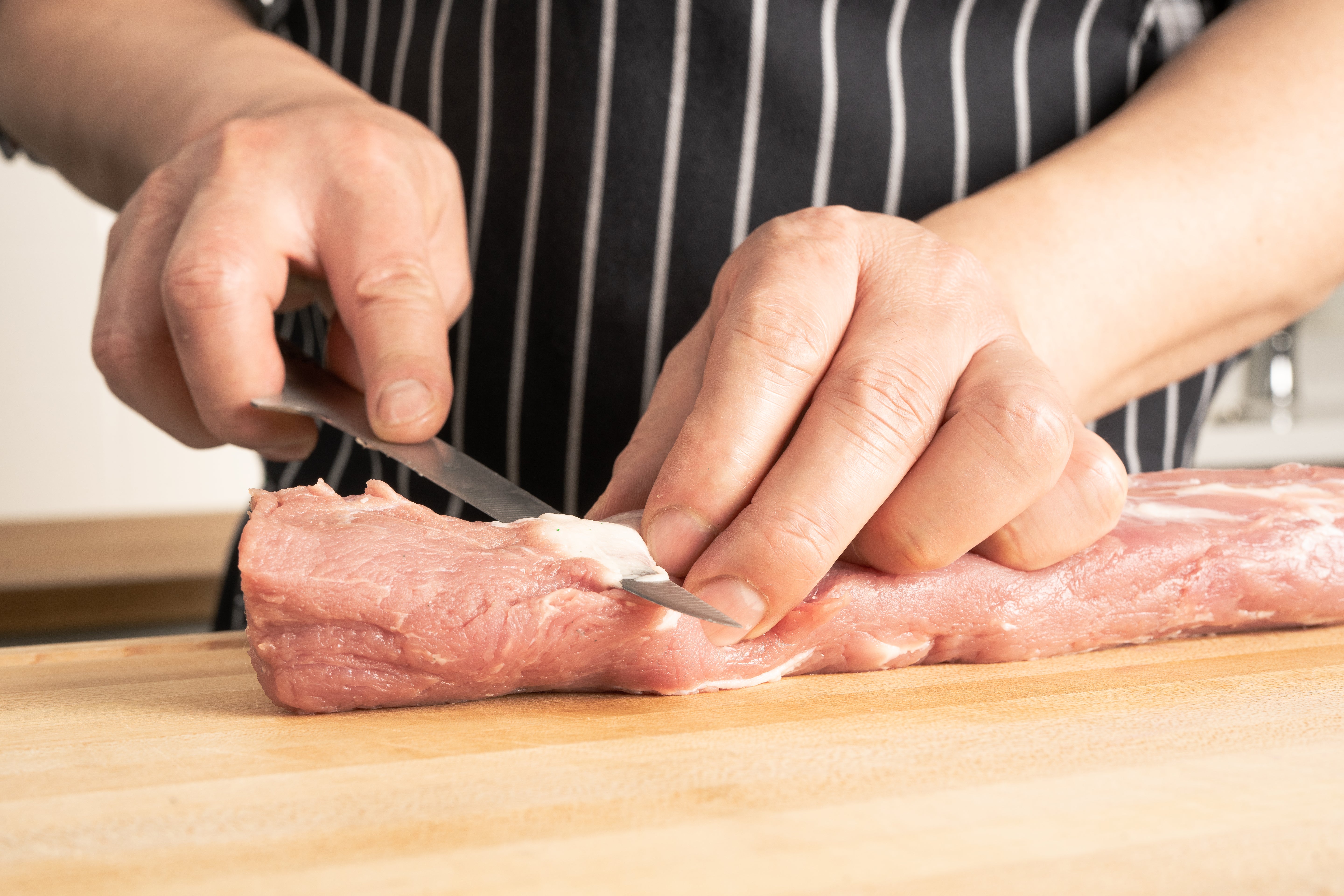 GLOBAL Flexible Boning Knife 6.25" | Japanese CROMOVA 18 Stainless Steel