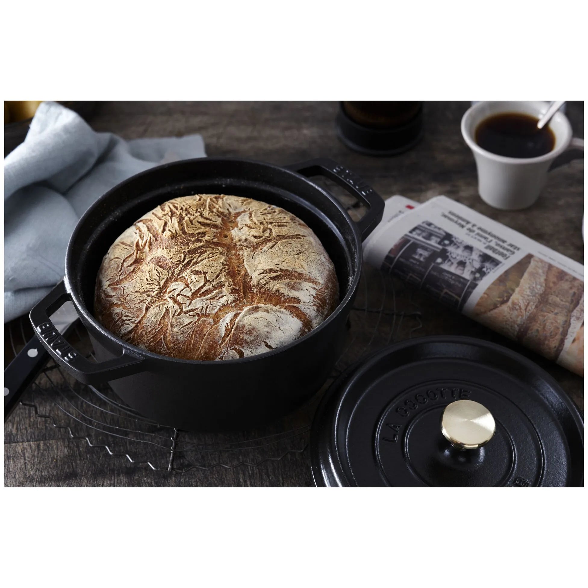 STAUB La Cocotte 2.5 L Cast Iron Round Cocotte, Black