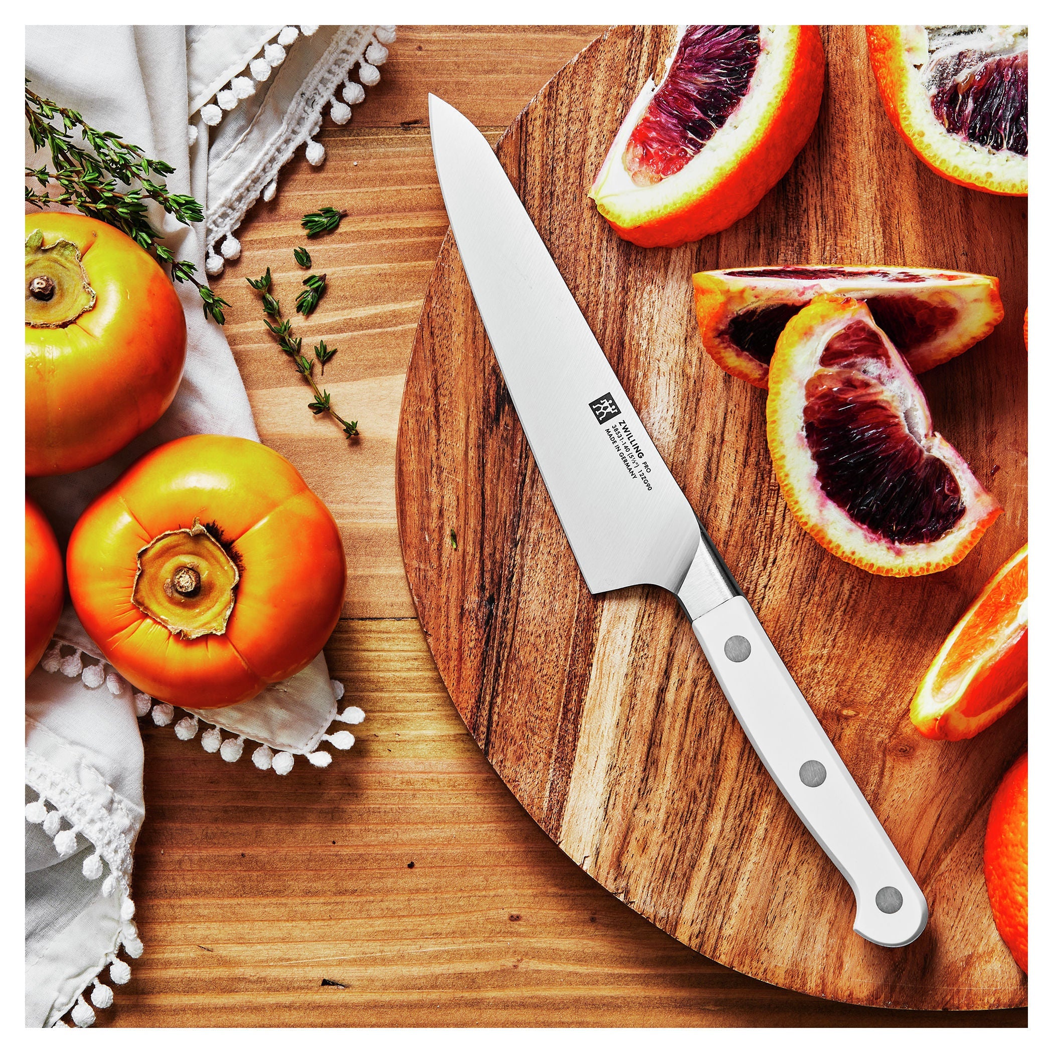 ZWILLING Pro le blanc 5.5 inch Chef's Knife Compact, White