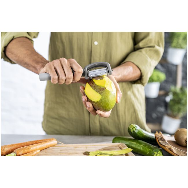 ZWILLING Z-Cut 5-in-1 Peeler – Interchangeable Blades, MotionBall Technology