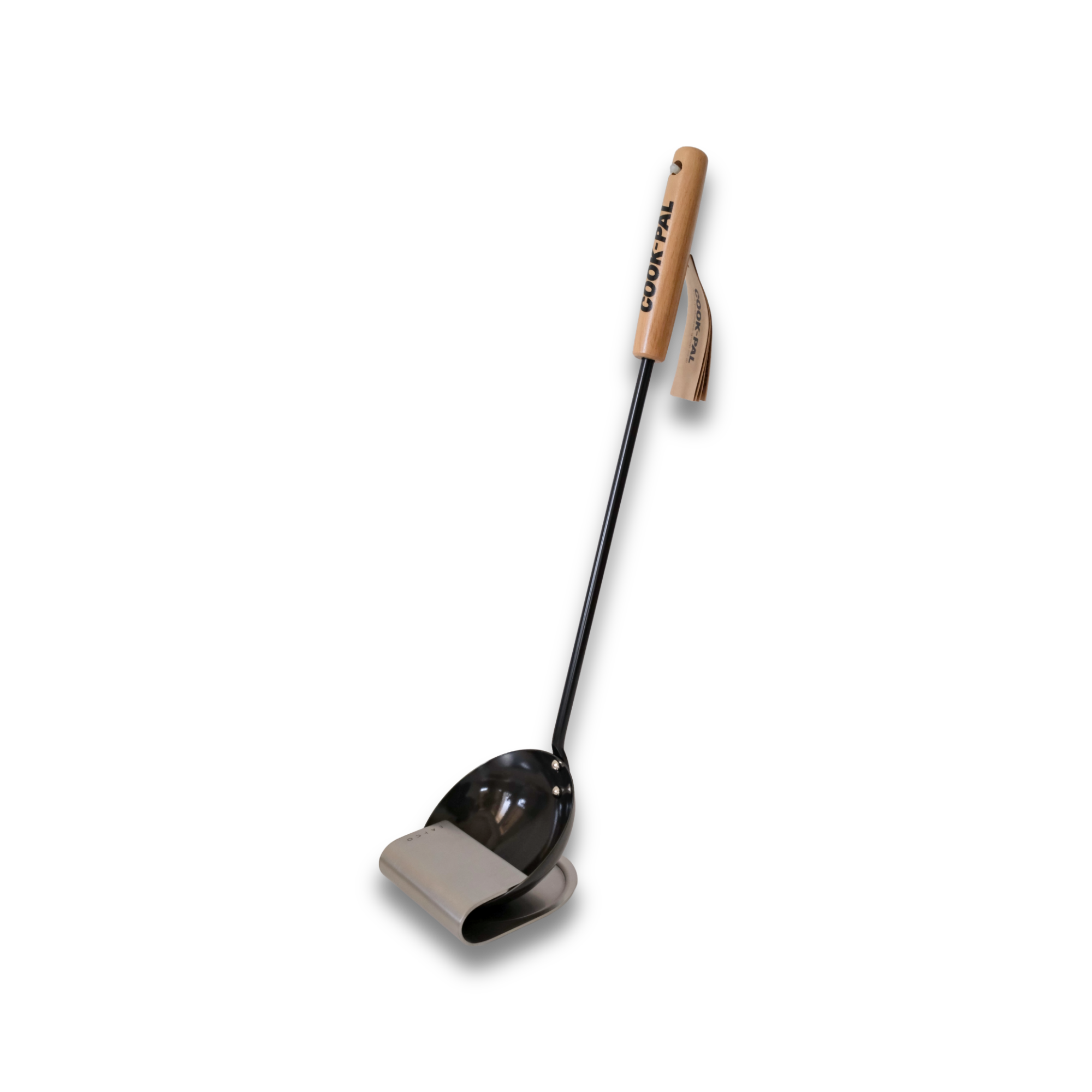 Yoshikawa Cook-Pal Chinese Ladle with Eatoco Oki Ladle Stand showcasing handcrafted design for cooking and serving.