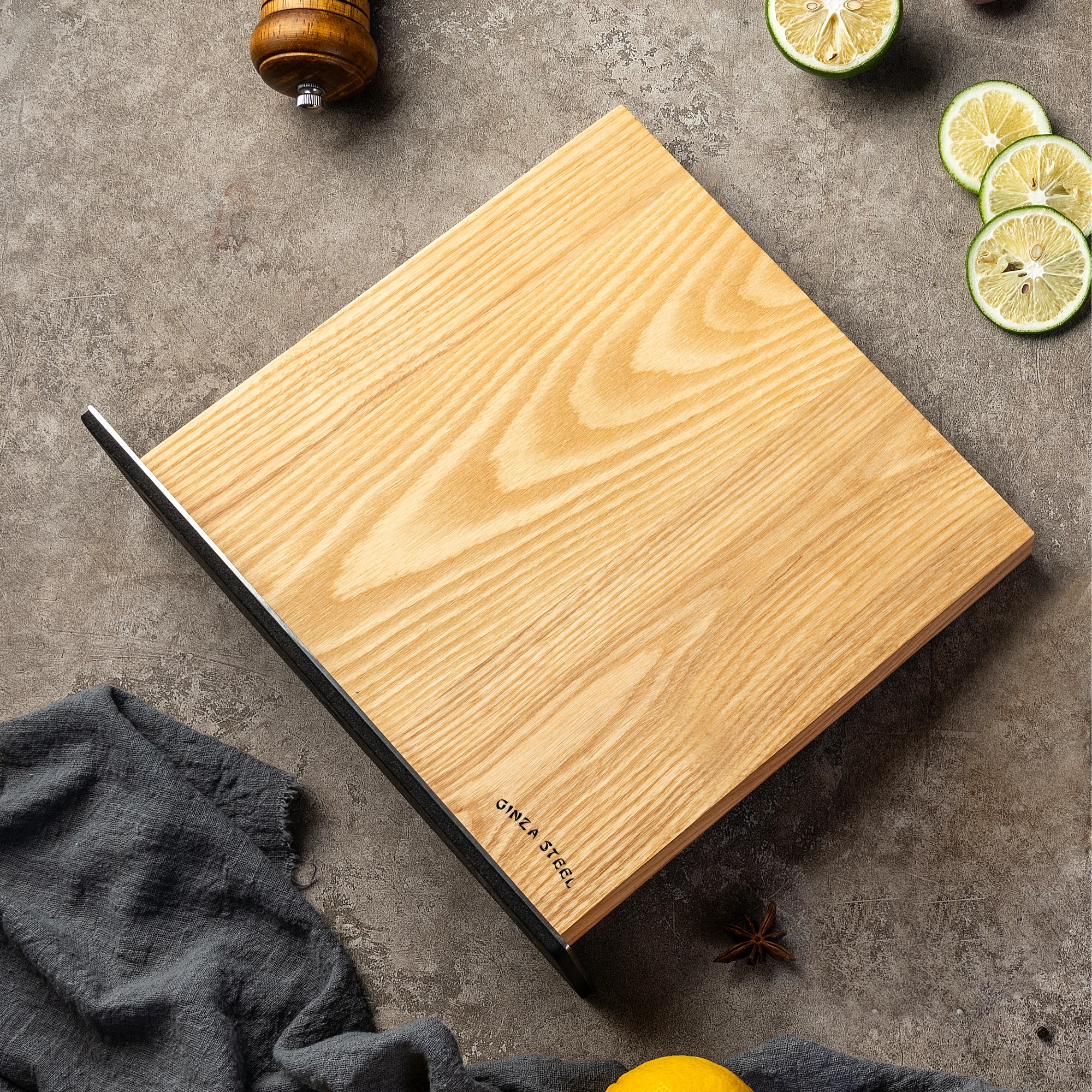 Ginza Steel Magnetic Wood Block – Ash Wood with Metal Base