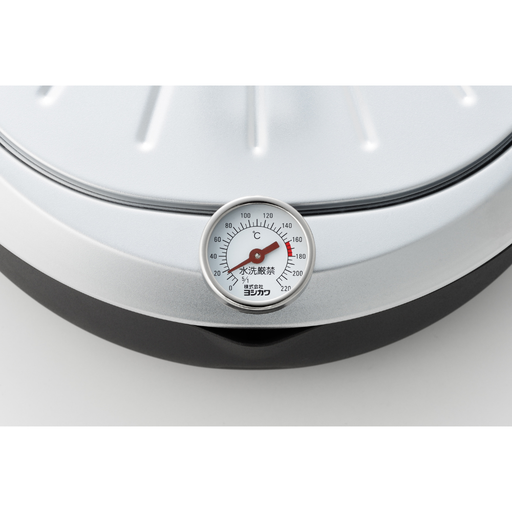  YOSHIKAWA GOGI Tempura Pot 24 cm temperature meter close view on a white background